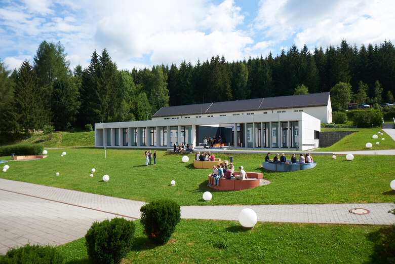 Blick auf die Gebäude der BA Breitenbrunn